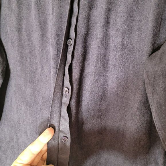Chicos Reza Faux Suede Blouse Velour Button Top Purple L Eggplant Purpleology - Picture 5 of 15